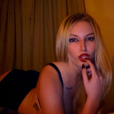 mora's profile picture