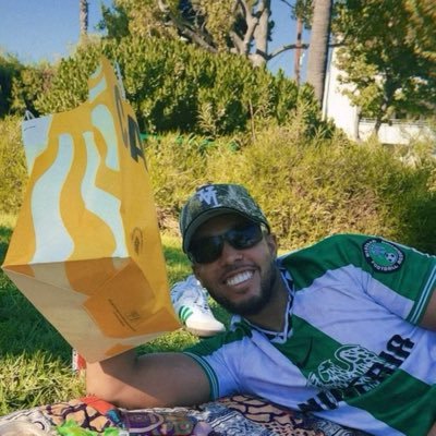 albertoutspoken's profile picture