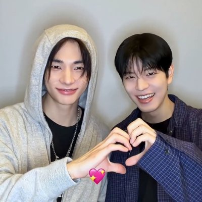 320x922's profile picture