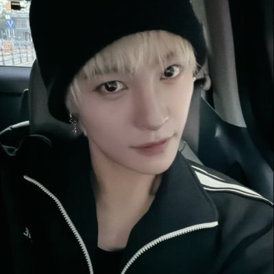 ♱ rebz's profile picture