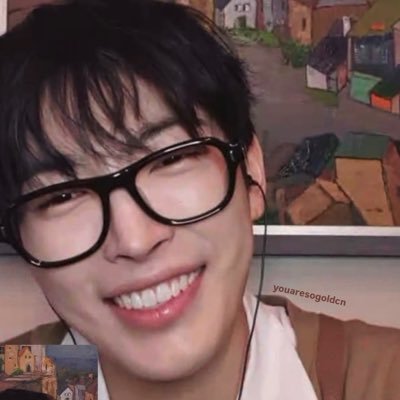 eylül ⋆୨୧ ˚ ੈ✩‧₊˚ TALKED TO HONGJOONG??'s profile picture