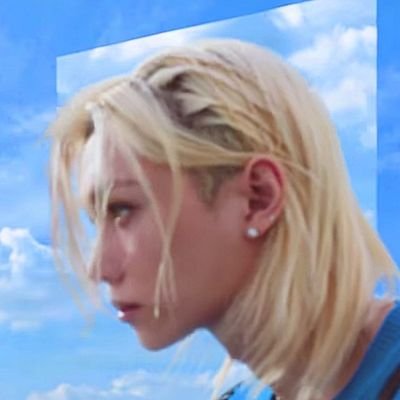 aleepinkskz's profile picture