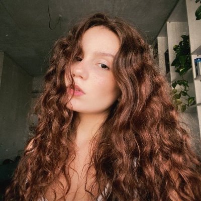 vitória's profile picture