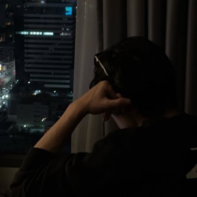 t.'s profile picture