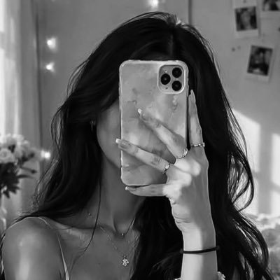 اوقسست | 25's profile picture