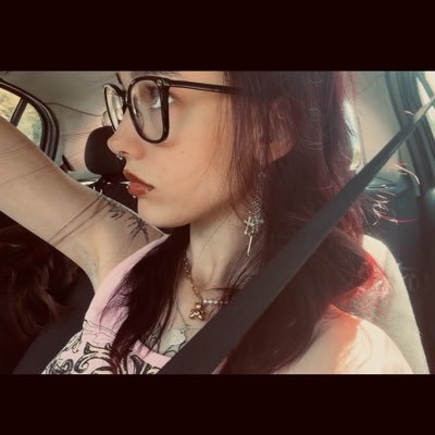MimisDiarys's profile picture