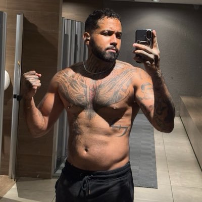 lc_castro16's profile picture