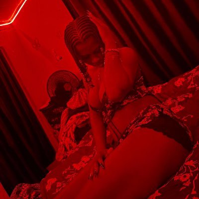 ՏᒪIᗰ's profile picture