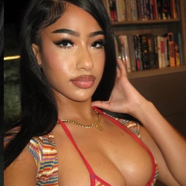 doseofayaa's profile picture