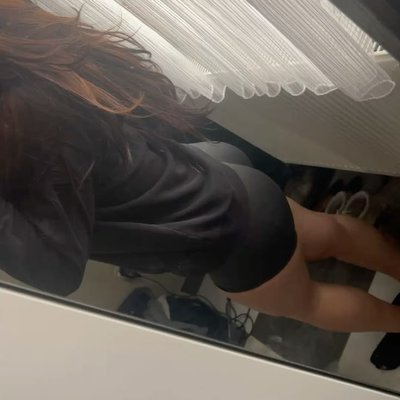 aylaaela's profile picture