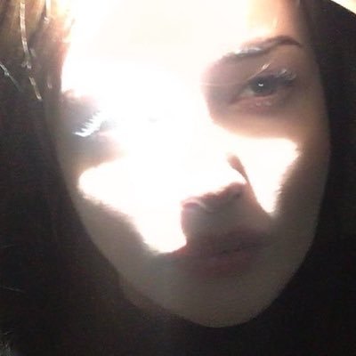 madeleine's profile picture