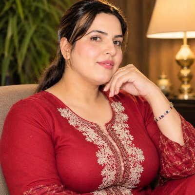 جميلة یونس// Jamila Younis's profile picture