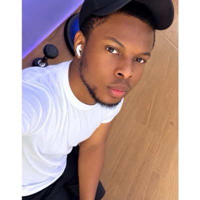 🅼🅰🅽🆄🅴🅻🇩🇪🇳🇬's profile picture