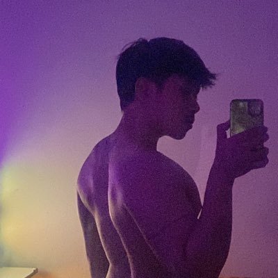 feelfree1995's profile picture