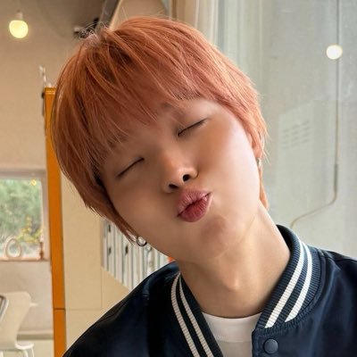 ejooland's profile picture