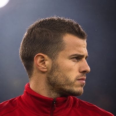 عز's profile picture