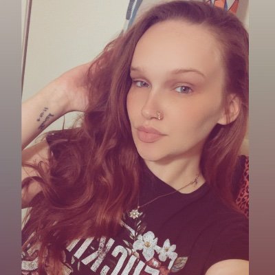 CElaine13594's profile picture