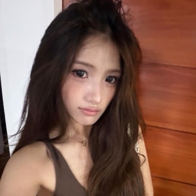 red 🪽's profile picture