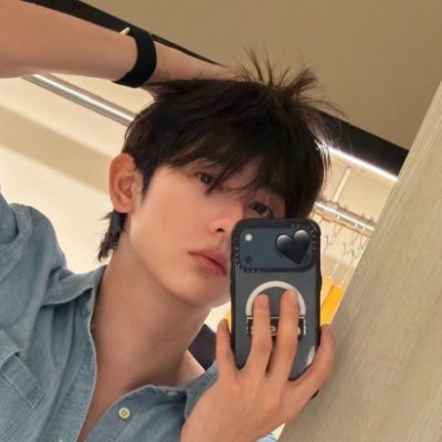 •.★𝕀𝔻𝔸🦊🍅เจ้าแก้มโมจิ`*:•✿ғт.ᶰ'ย้งยี้🎀's profile picture