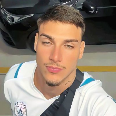 🖤✨'s profile picture