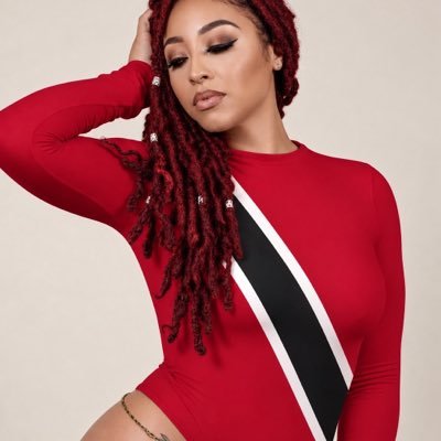 NatashaRebryvh's profile picture