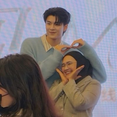 🌙 Firza 🐰🏀's profile picture