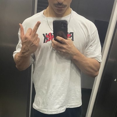 sukhhjj's profile picture