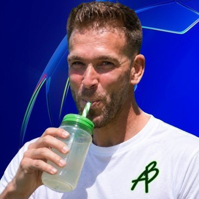 ADRIÁN's profile picture