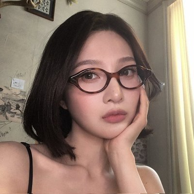 ber saw rv ෆ.。's profile picture