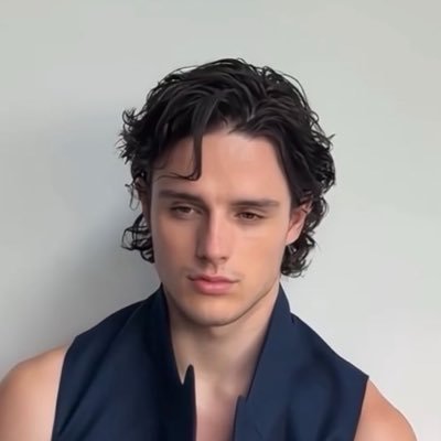 harry collett horny updates's profile picture
