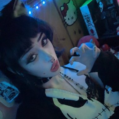 Lirwie 🦴's profile picture