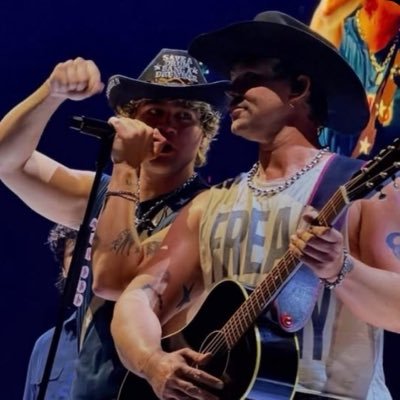 thecashtonfiles's profile picture