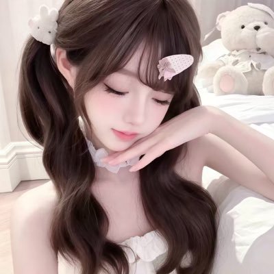 doll's profile picture