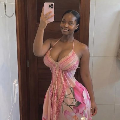 Claire209310525's profile picture