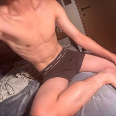 ney1800's profile picture