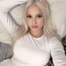 Chloe Hart 的头像