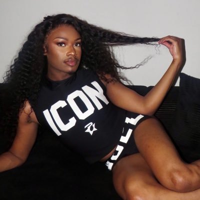 1NoelNiks's profile picture