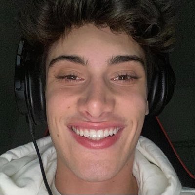 ☣︎'s profile picture