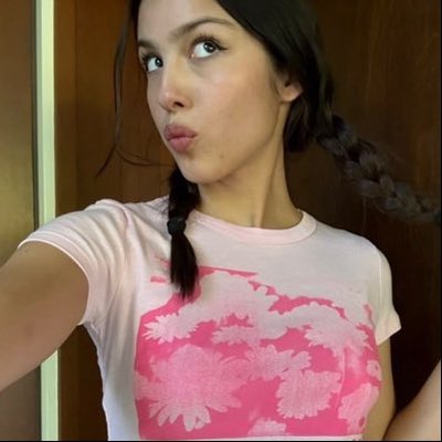 sadieslivia's profile picture