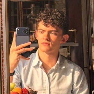 rei 🌧️ loves joe locke's profile picture