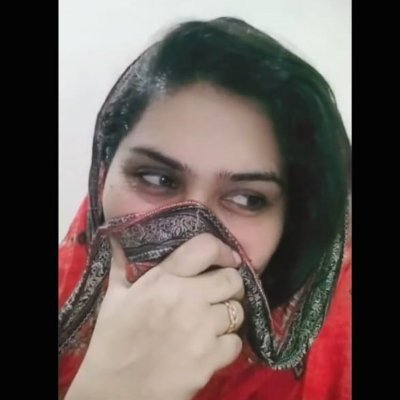 Zoya زویا's profile picture