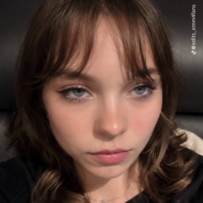 ana | au wenclair no 📌's profile picture