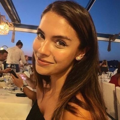 yilserholiic's profile picture