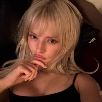zara yalçın's profile picture