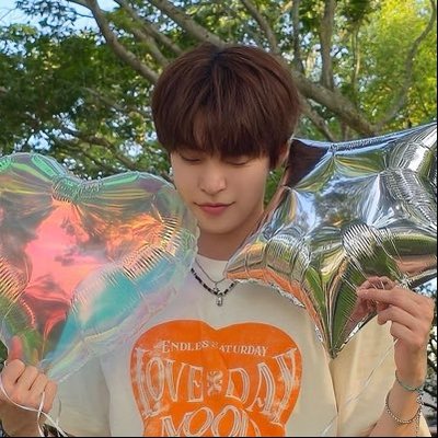 qyeoniex's profile picture