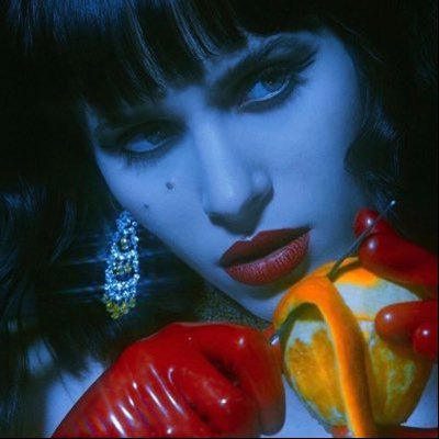 قلب الفنان OUT OF REACH's profile picture