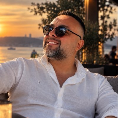 savasVarr's profile picture