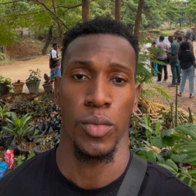 Lanre 🫧's profile picture