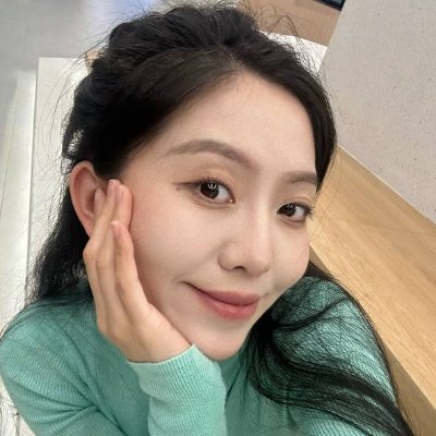24Rian_Nuriana's profile picture