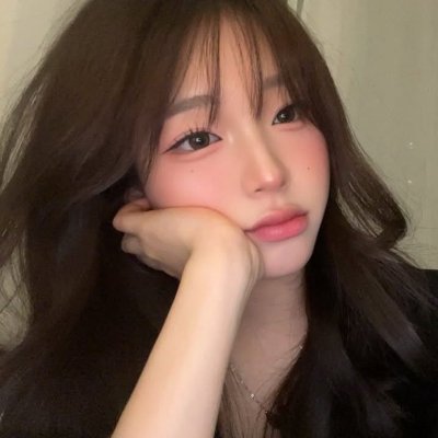 nayla's profile picture
